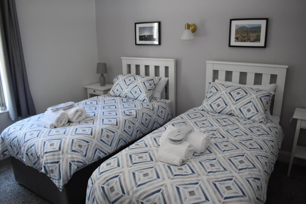 Causeway Coast Apartments Cora Marine Балликасл Экстерьер фото